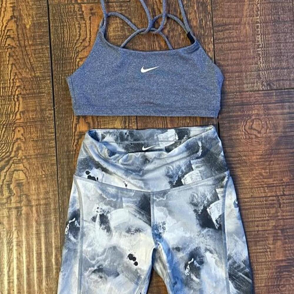 XS size Nike gray & blue abstract watercolor two piece set